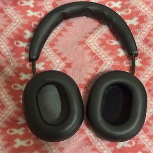 Sonos Black Over-Ear Headphones with Cushioned Earcups